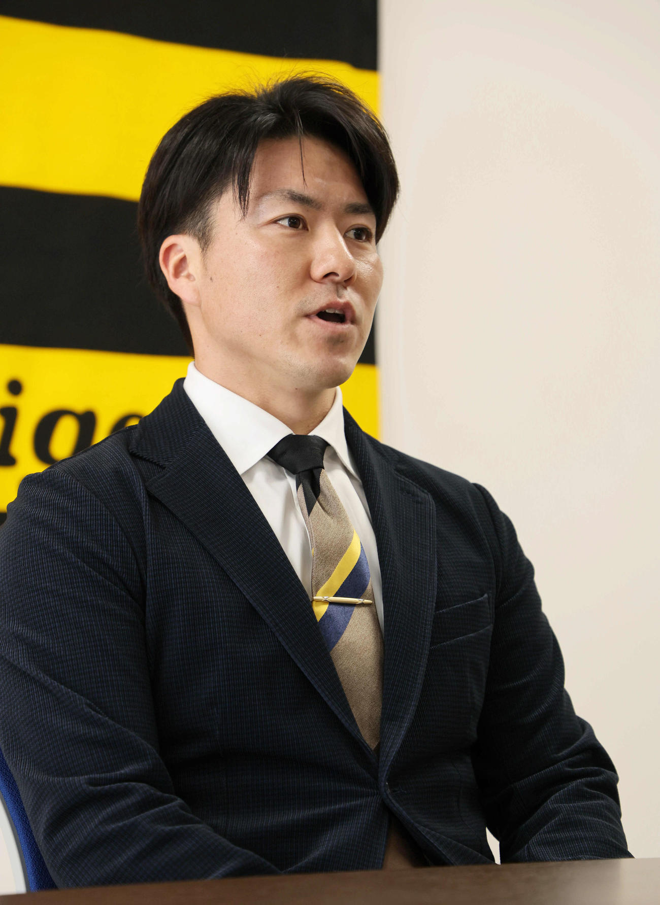 現状維持で契約更改を終えた阪神長坂（撮影・宮崎幸一）