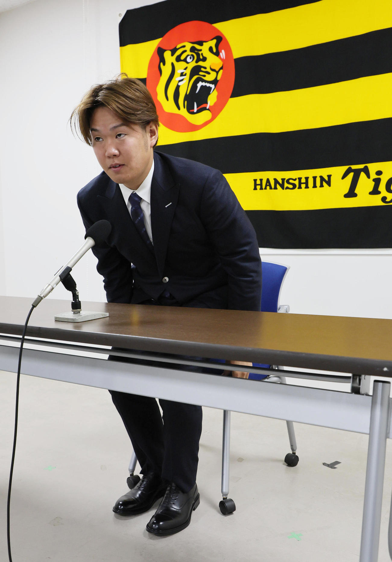 契約更改を終えた阪神西勇（撮影・宮崎幸一）