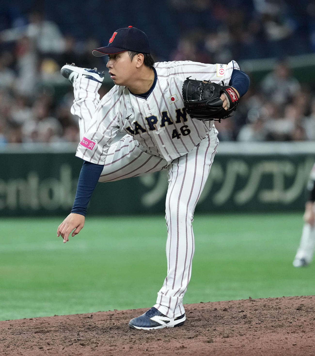 日本対ベネズエラ　8回からマウンドに上がった日本藤平（撮影・たえ見朱実）