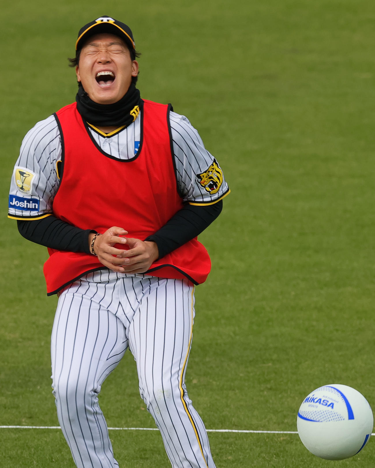阪神ファン感謝デーを楽しむ阪神大山（撮影・上山淳一）