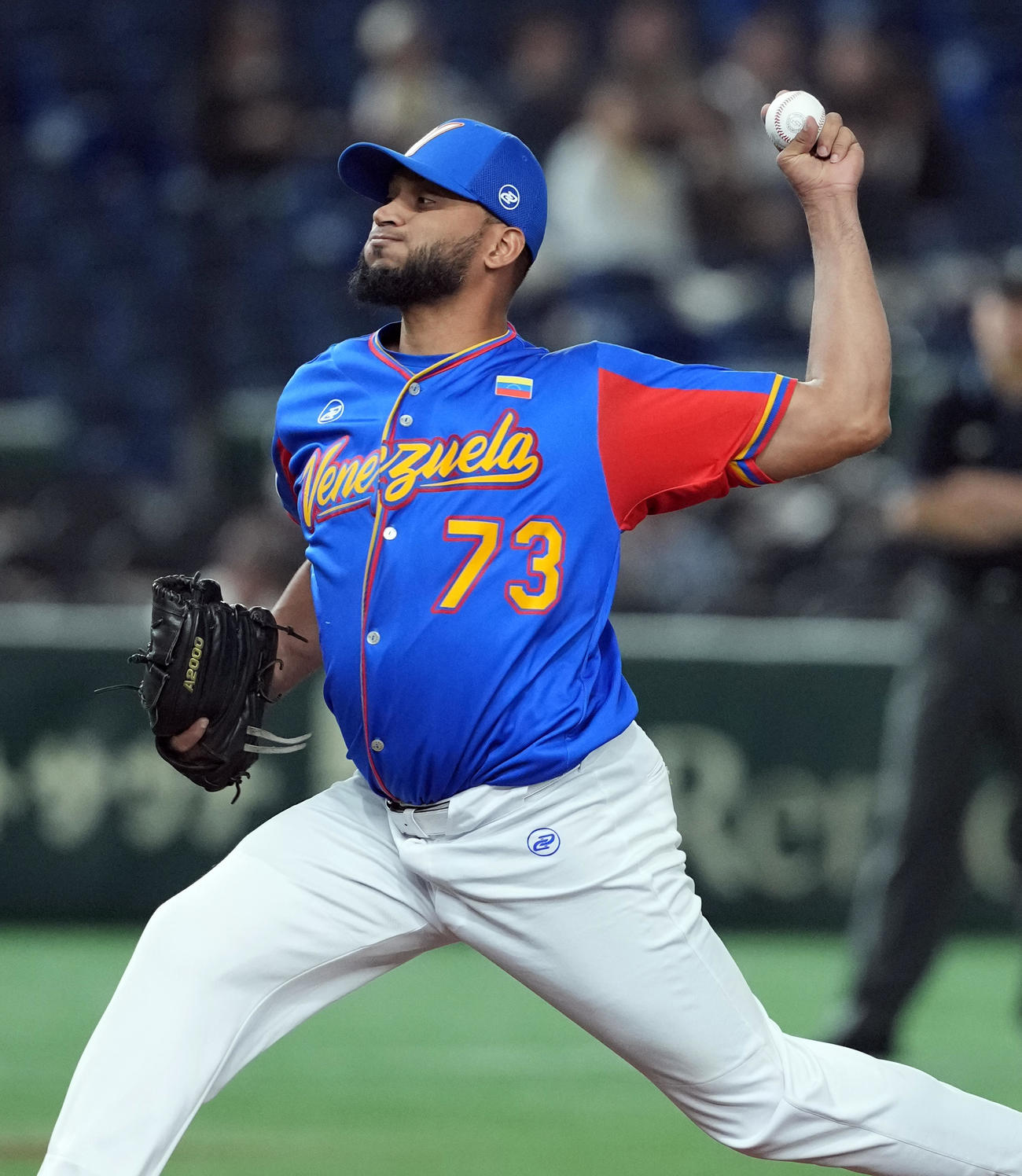 ベネズエラ対米国　5回と中日からマウンドに上がったベネズエラのブレト（撮影・たえ見朱実）