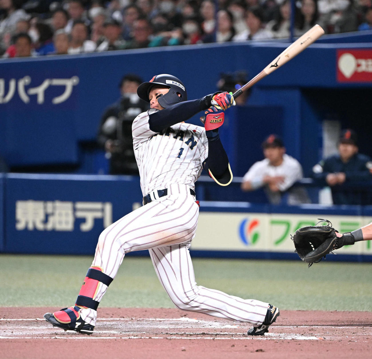 9日、チェコ戦で適時打を放った森下