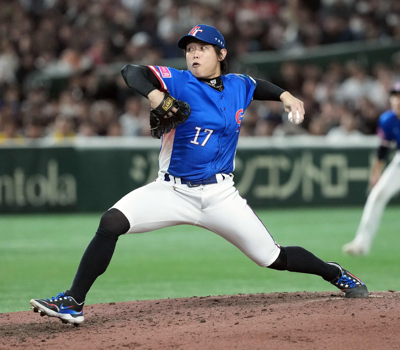 日本対台湾　8回からマウンドに上がった台湾陳冠宇（撮影・たえ見朱実）