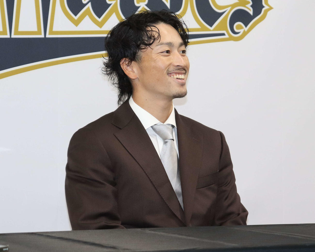契約更改を終え、会見するオリックス福田（撮影・中島麗）