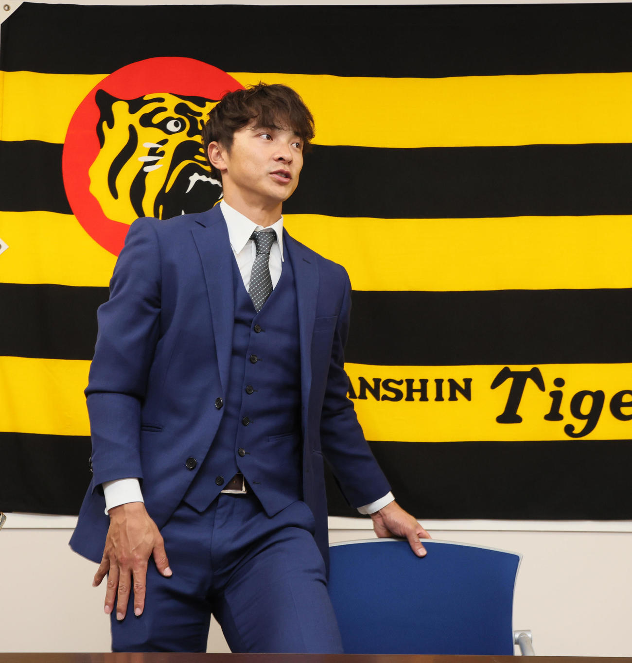 契約更改を終え会見した熊谷（撮影・加藤哉）