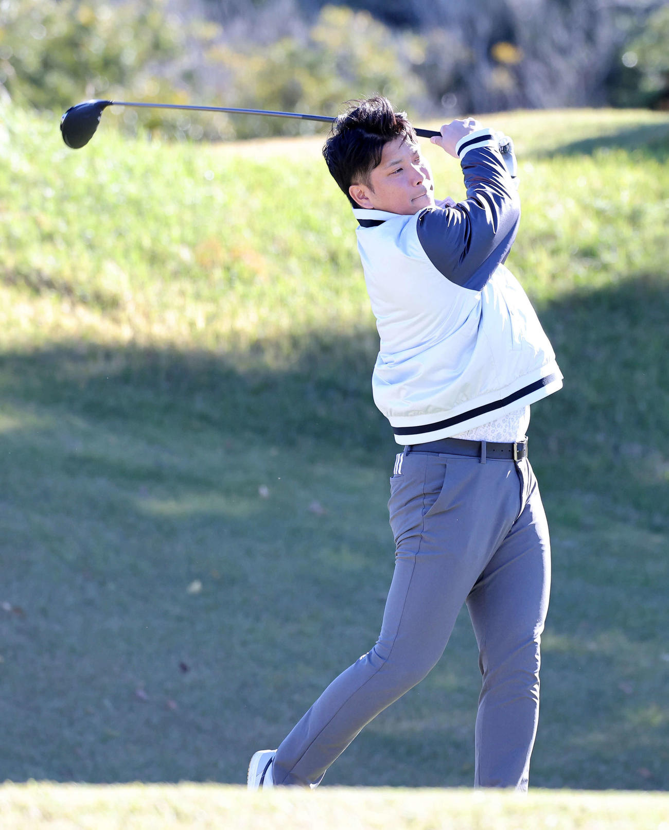 巨人軍納会ゴルフコンペに参加した巨人大城（撮影・鈴木正人）