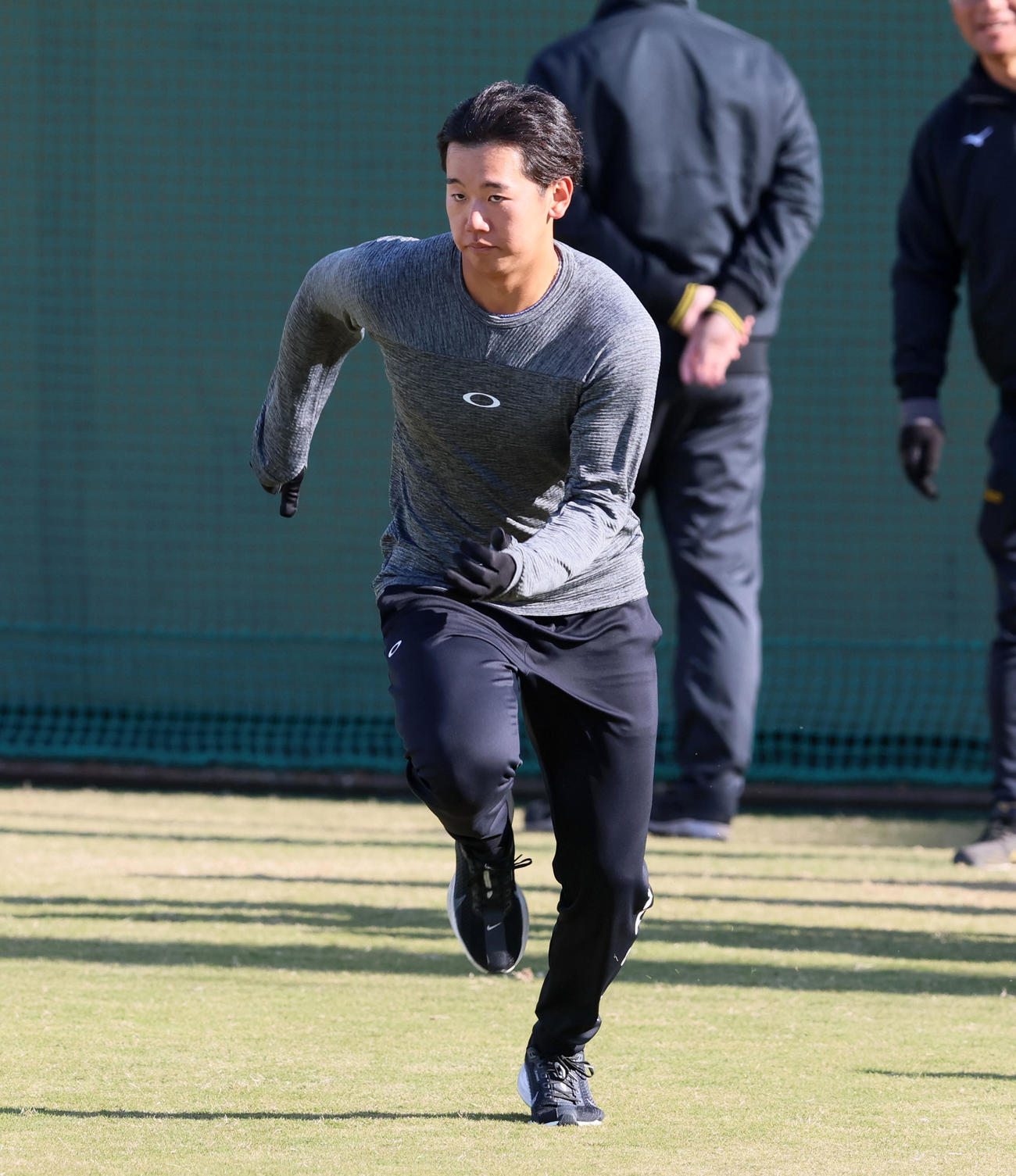 ランニングする門別（撮影・加藤哉）