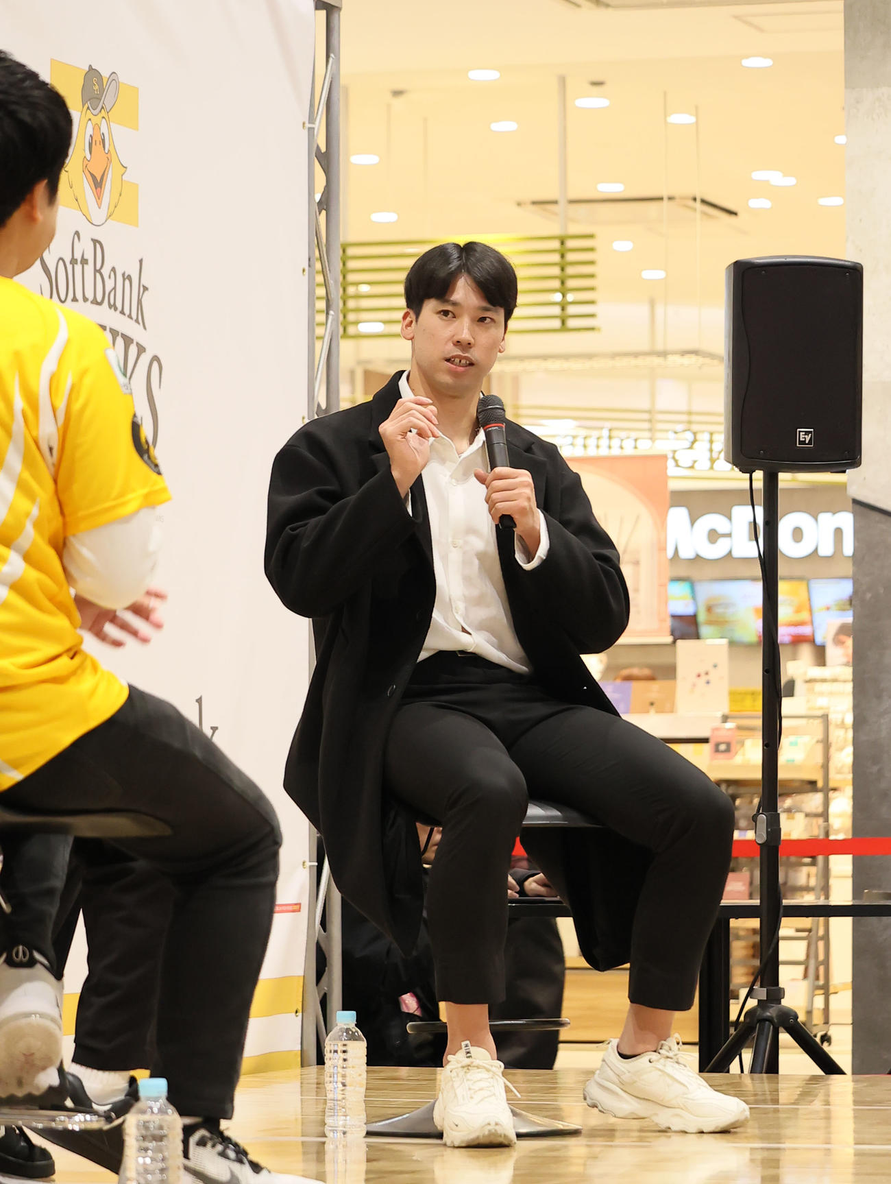 トークショーに登壇した尾形（撮影・鬼束羽瑠菜）