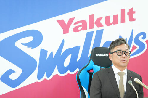 ヤクルト】石川雅規が減額制限超える2750万円減の4000万円「200勝