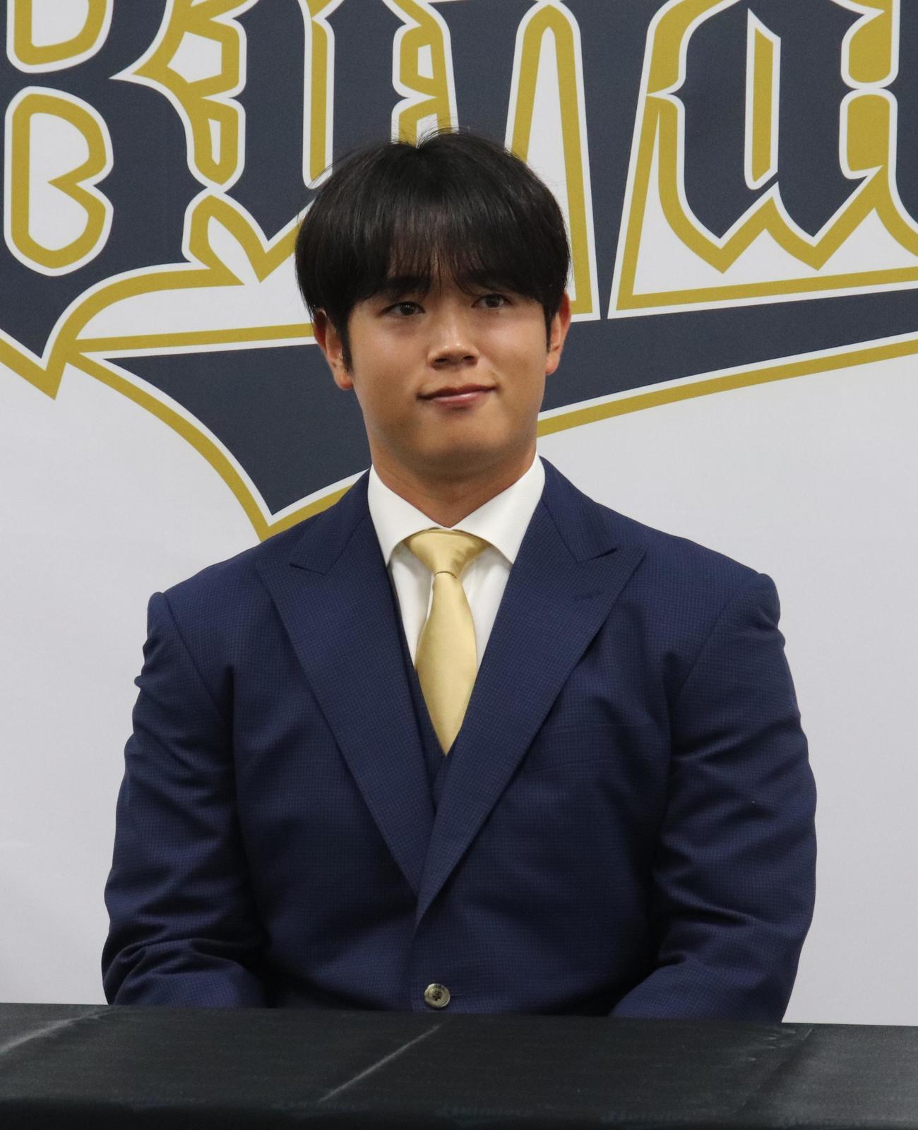 契約更改を終えたオリックス太田