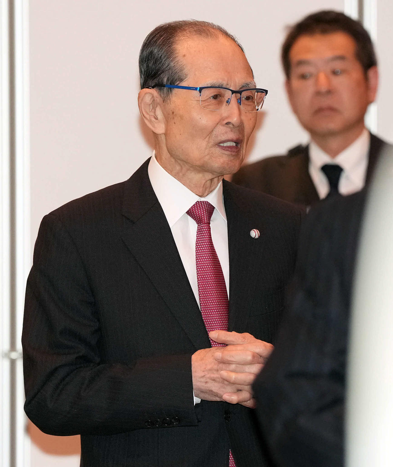 パーティーに駆けつけたソフトバンク王会長（撮影・たえ見朱実）