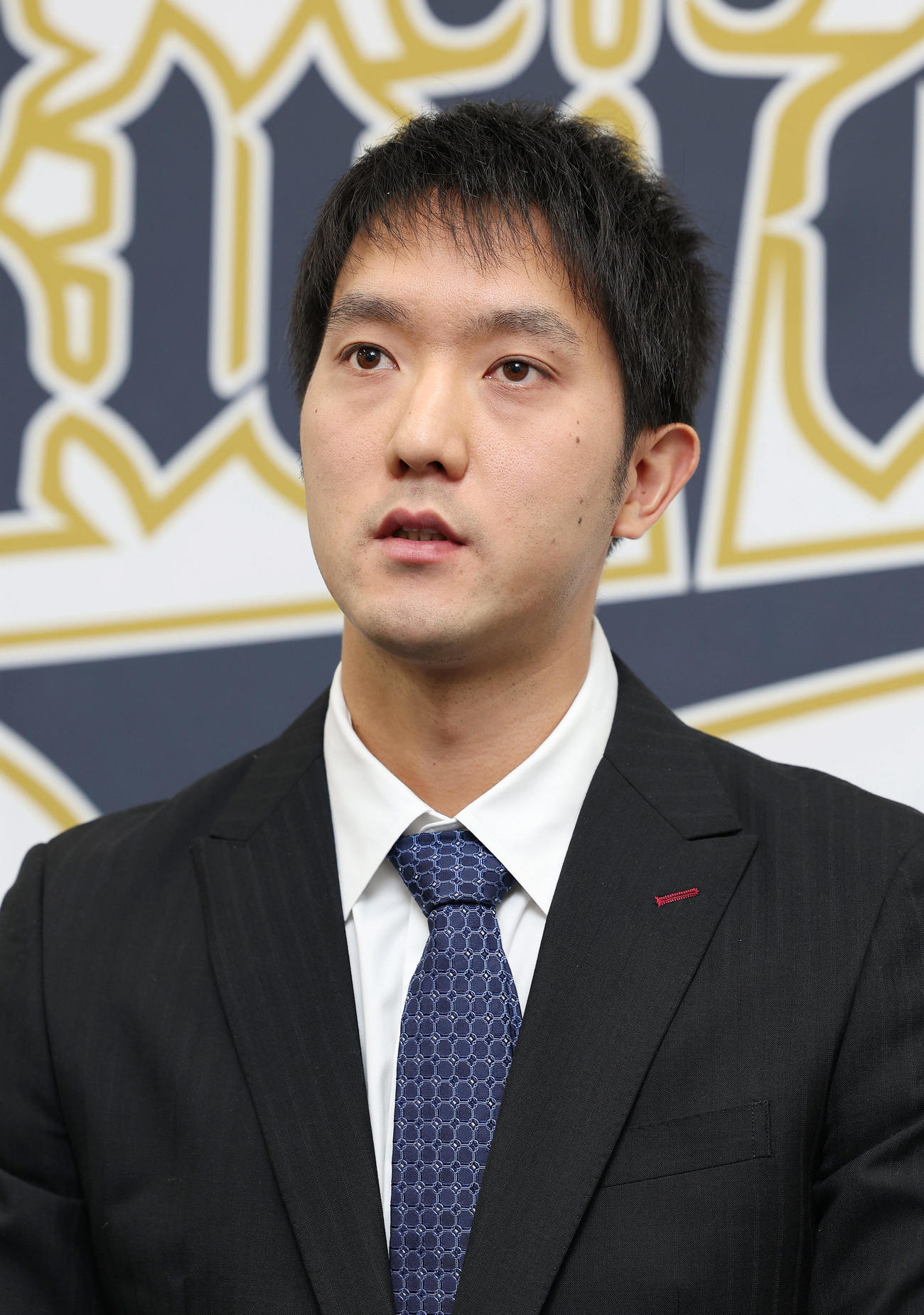 契約更改を終え会見に臨むオリックス田嶋（撮影・前田充）