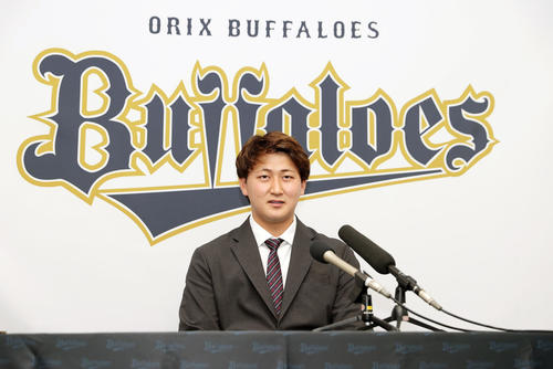 オリックス　紅林弘太郎　７点まとめ売り オリックス】紅林弘太郎、来季本塁打10倍で「ショートは紅林だよ」700