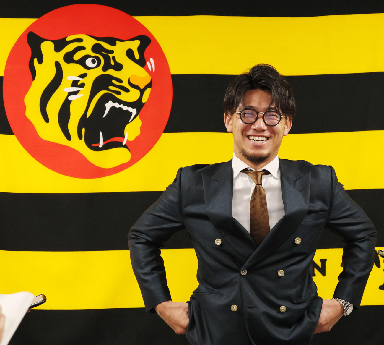 契約更改を終え会見する伊藤将（撮影・加藤哉）