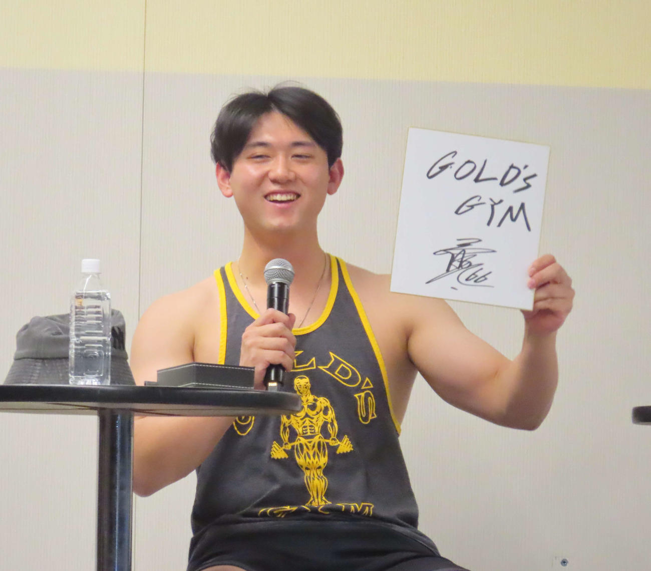「GIANTS Day Special 2024 inよみうりランド」のトークショーに参加した巨人平内（撮影・水谷京裕）