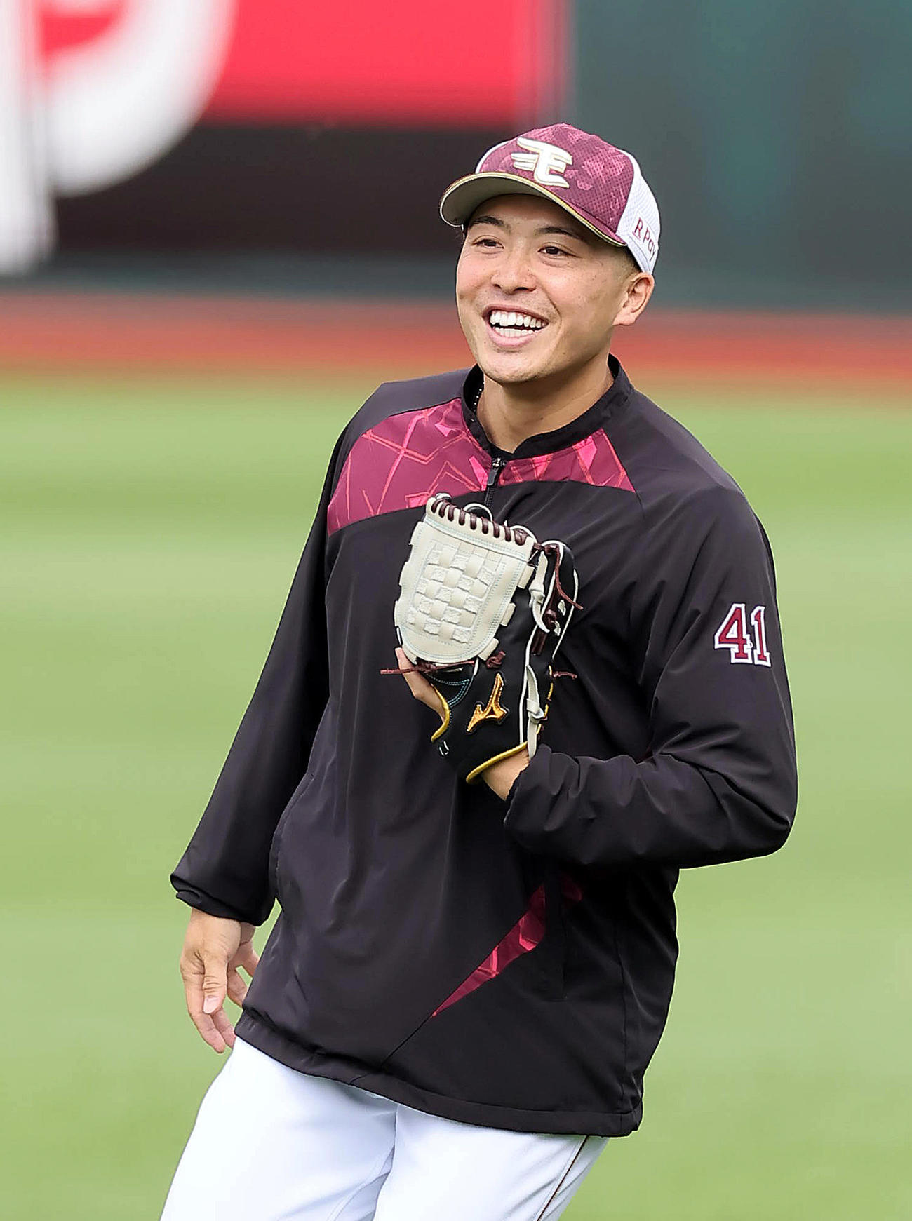 楽天伊藤茉央（2024年4月撮影）