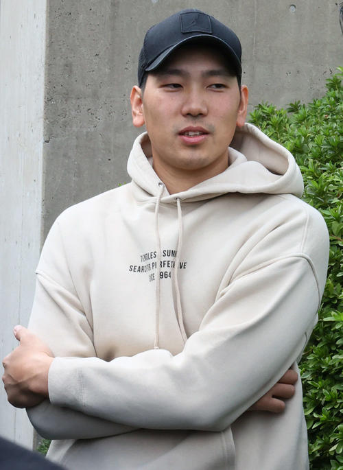 ロッテ】石川柊太加入で石川姓3人 背ネーム問題勃発で「S.ISHIKAWA