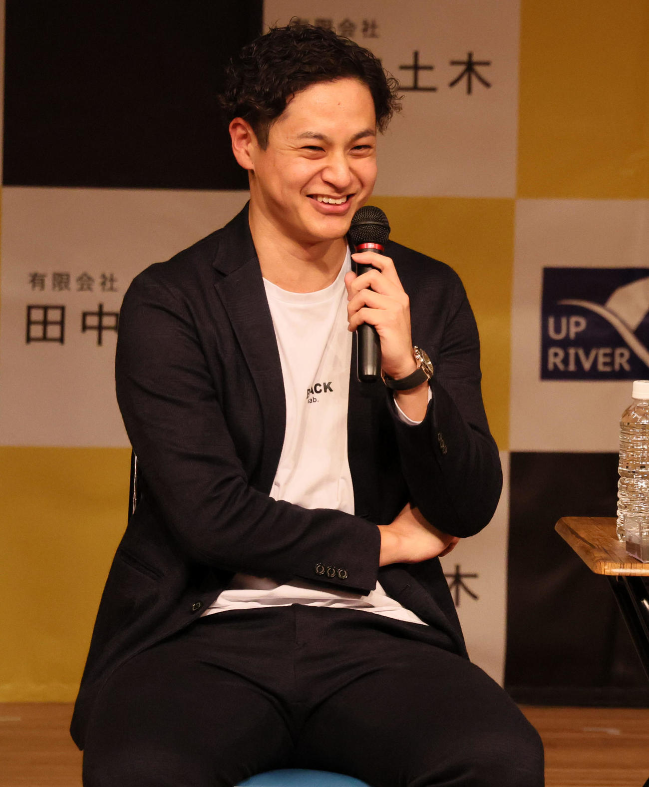 トークショーに参加し明るい表情をみせる大竹（撮影・加藤哉）