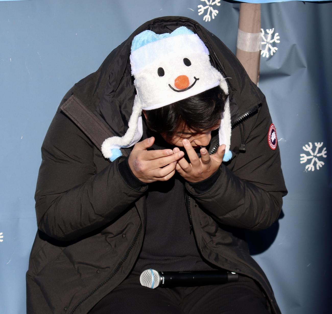 鎌スタ☆クリスマス会2024に出席した日本ハム松浦はコンタクトレンズが外れる（撮影・黒須亮）