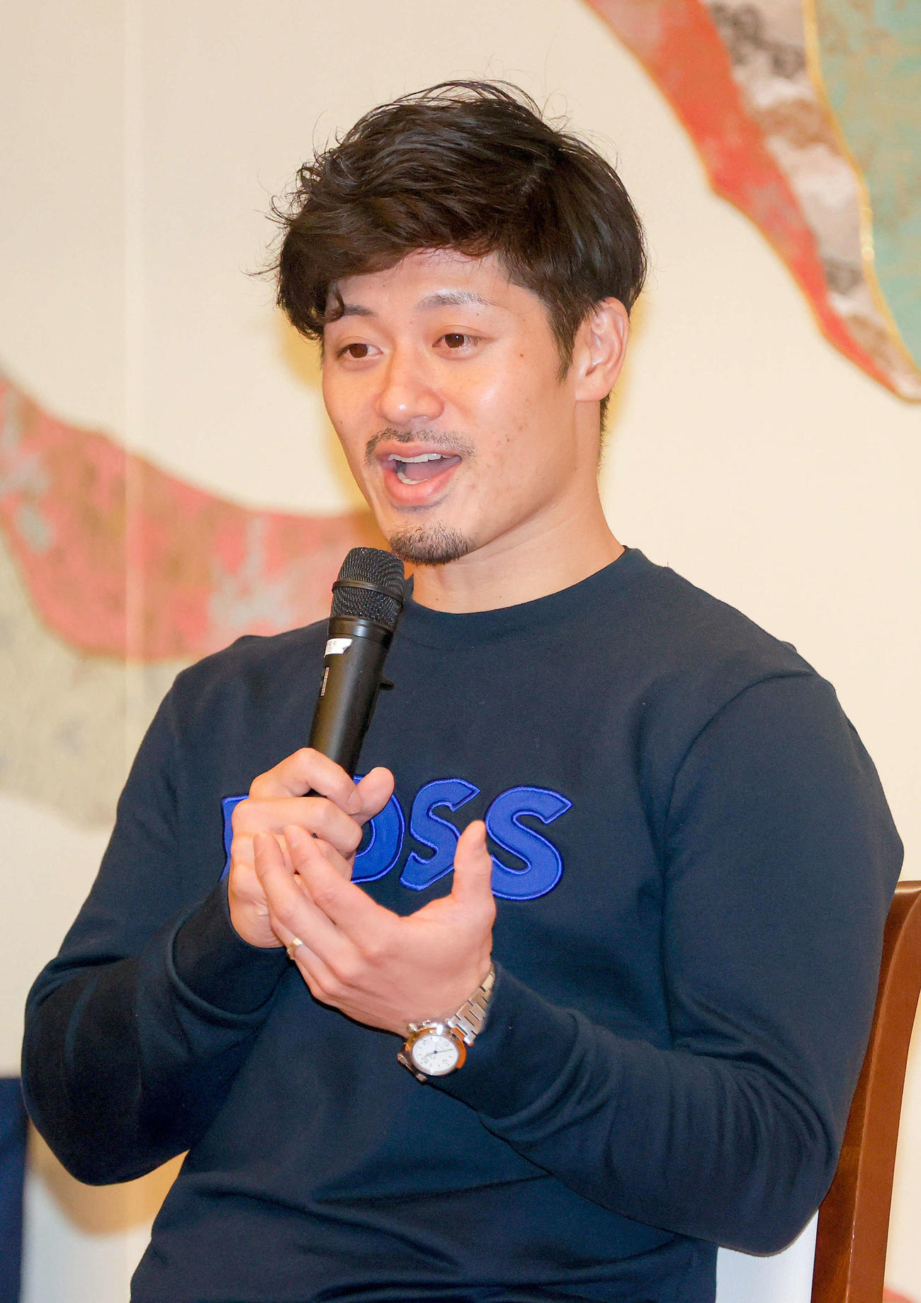 おごと温泉トークショーで話す阪神坂本（撮影・上山淳一）