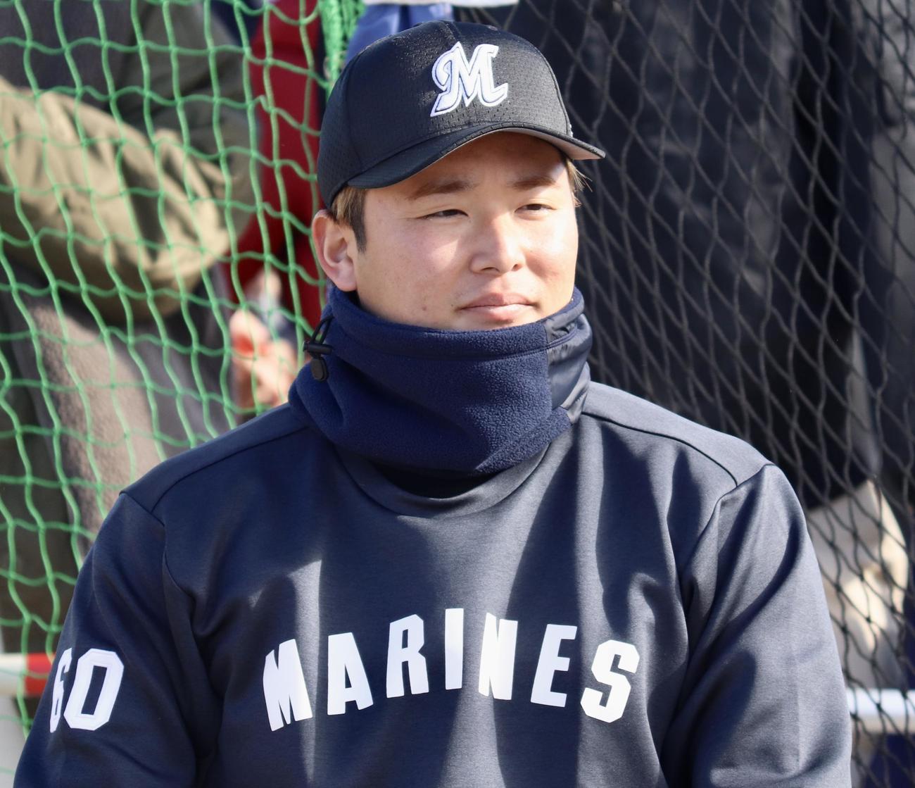 医療法人社団桜翔会　桜堤あみの歯科主催の野球教室に参加したロッテ横山（撮影・黒須亮）