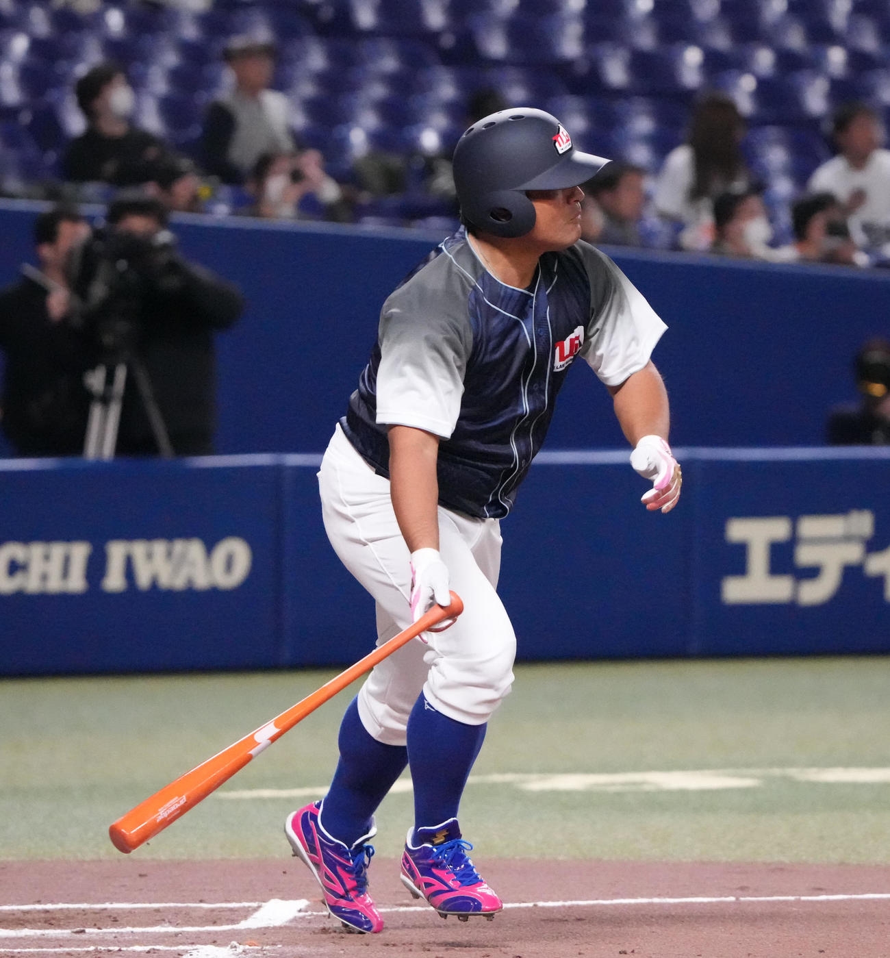 EAST HOPE対WEST DREAMS 6回裏WEST1死、中前打を放つ平田（撮影・森本幸一）