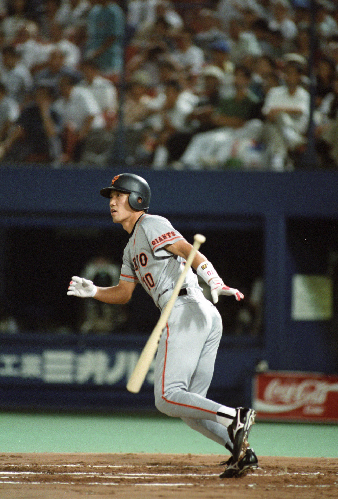 プロ入り2号の満塁本塁打を放つ吉岡雄二（1995年9月撮影）