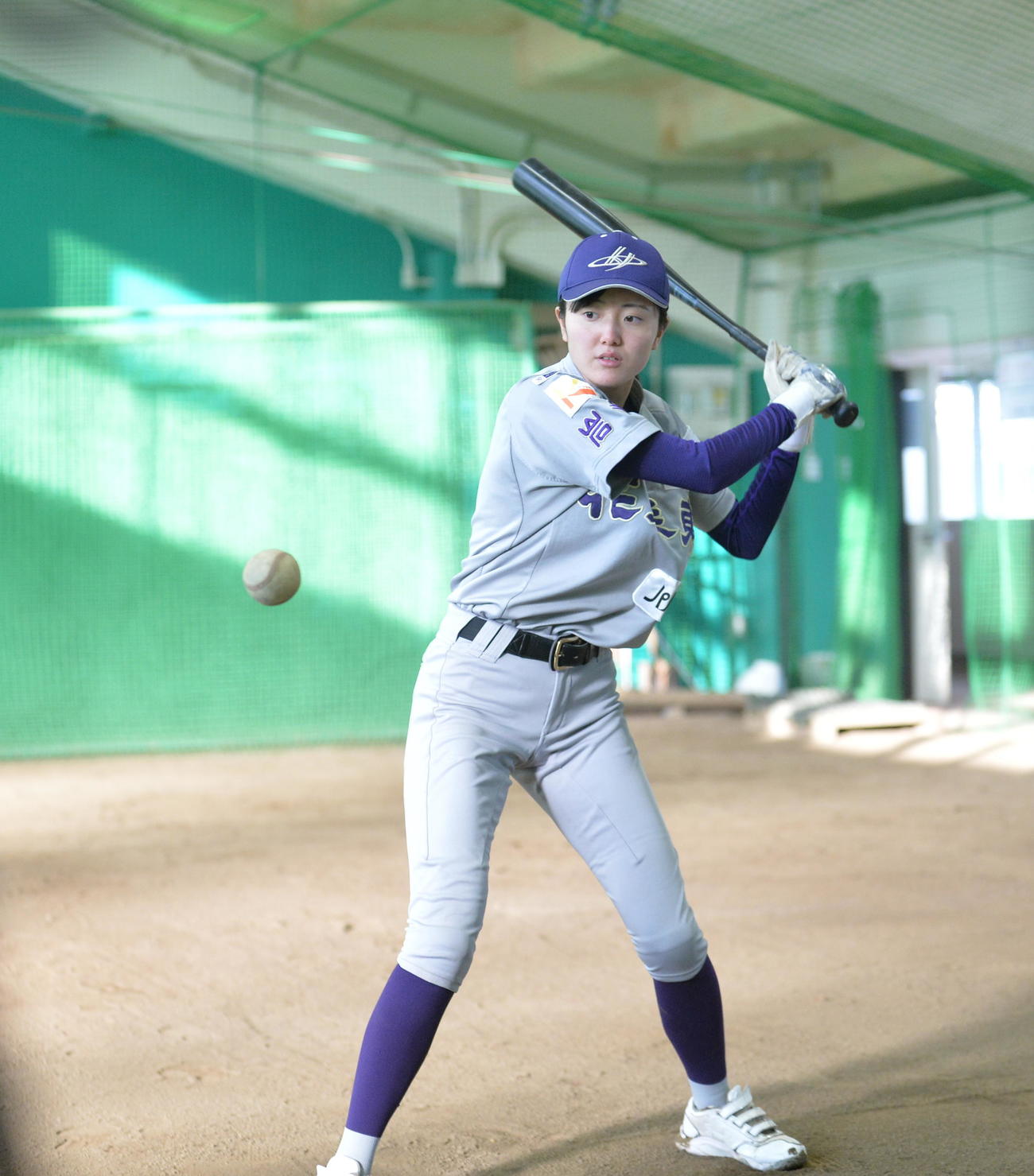 トスバッティングをする花巻東・佐々木秋（撮影・浜本神威）