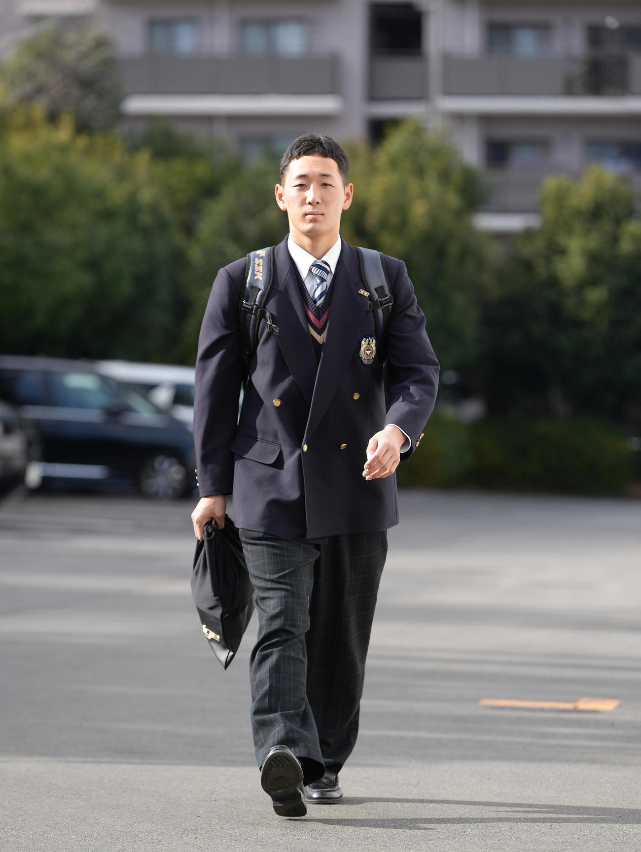 入寮した西武ドラフト5位福井工大福井高・篠原（撮影・足立雅史）