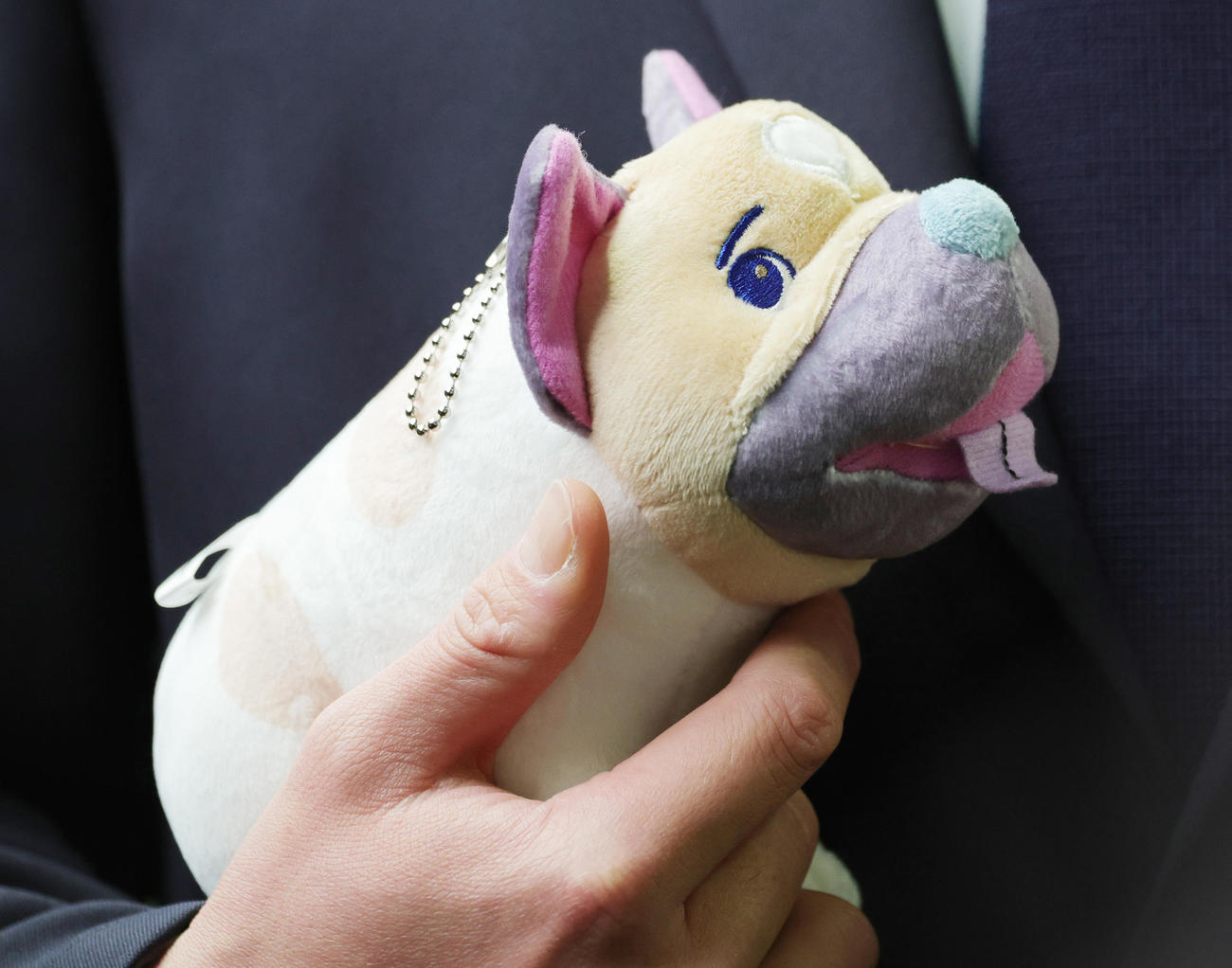 DeNA竹田祐が入寮時に持ち込んだ三菱重工のマスコット「サステナブルくん」（撮影・野上伸悟）