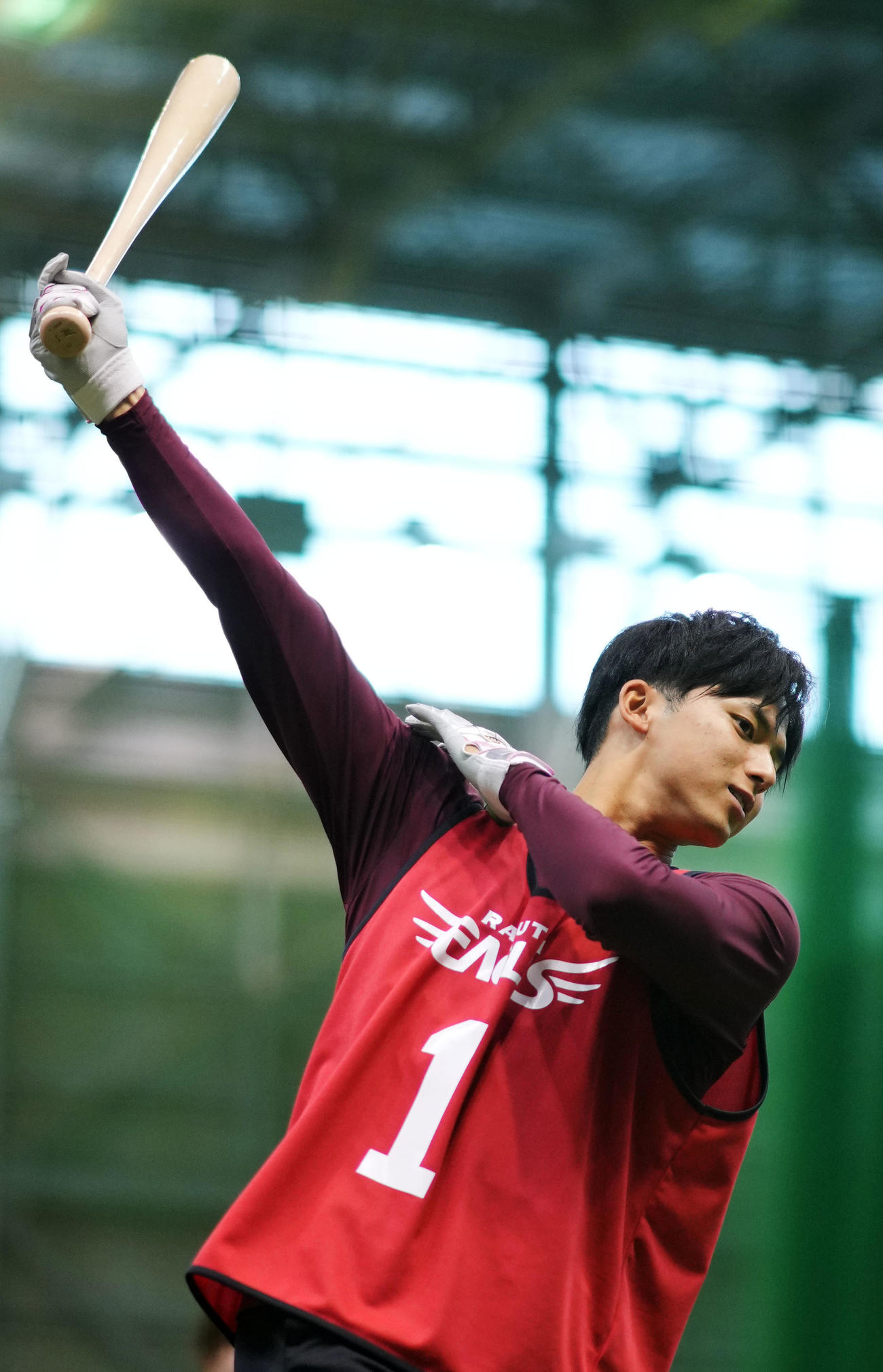 打撃練習をする楽天宗山（撮影・横山健太）