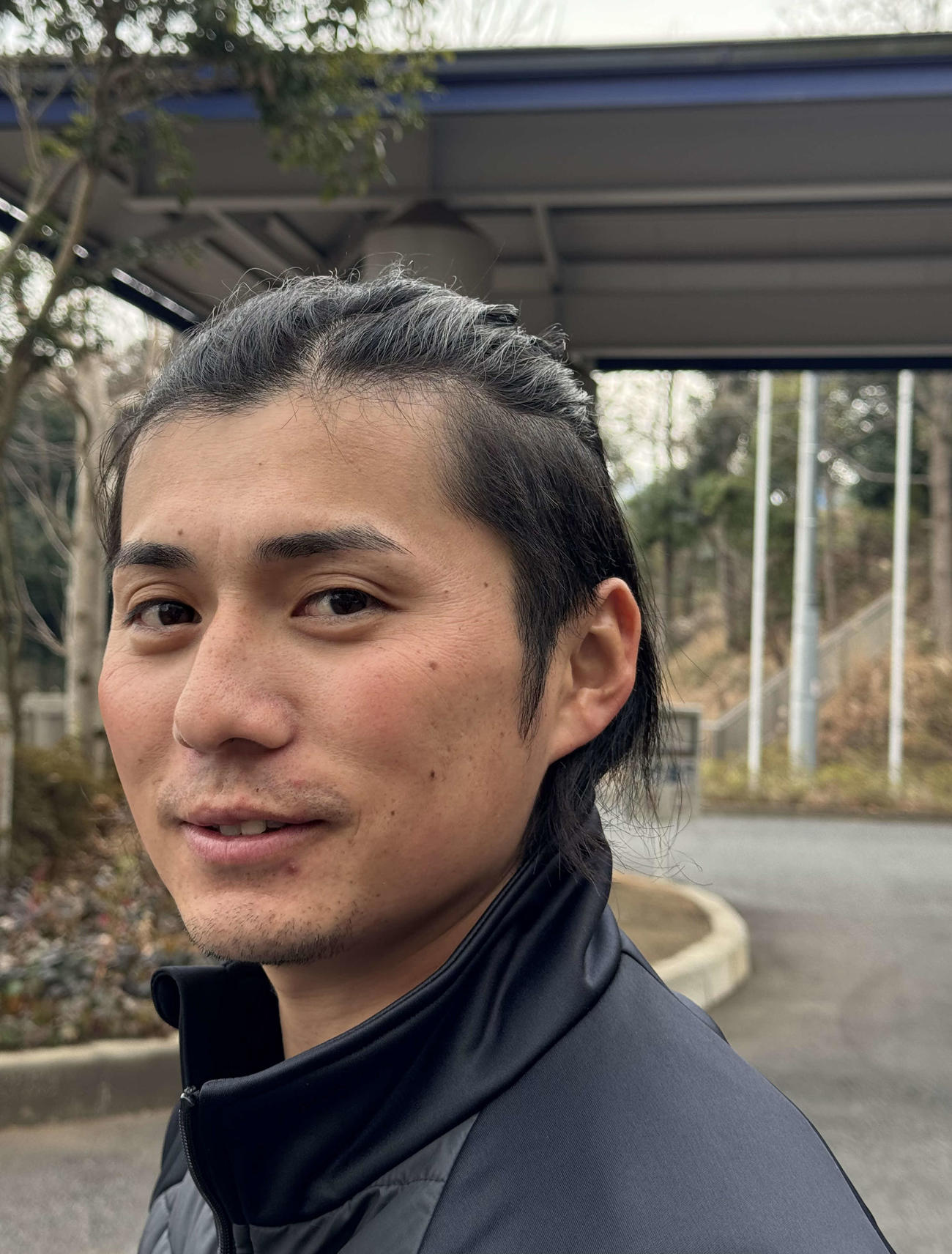 28歳の誕生日に千葉・鎌ケ谷で自主トレを行った日本ハム上川畑（撮影・木下大輔）