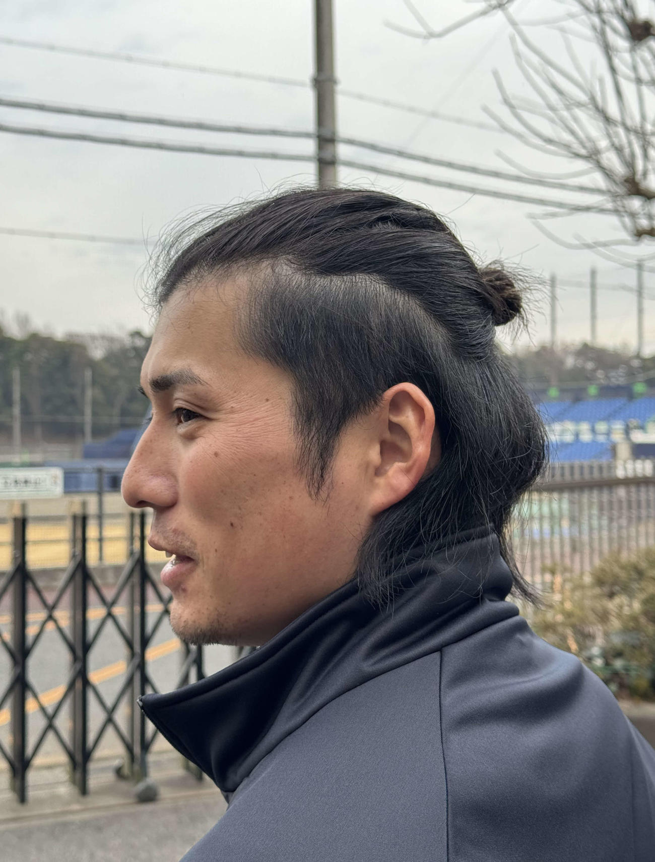 28歳の誕生日に千葉・鎌ケ谷で自主トレを行った日本ハム上川畑（撮影・木下大輔）