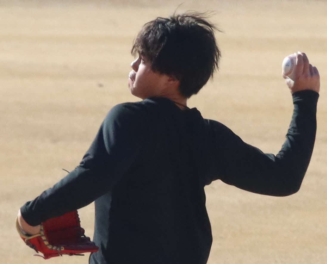 今年初めて鎌ケ谷で自主トレした日本ハム畔柳（撮影・永野高輔）