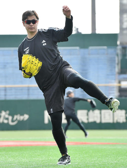 阪神】大竹耕太郎が合同トレ「新塾長」引退和田毅氏から直々に指名