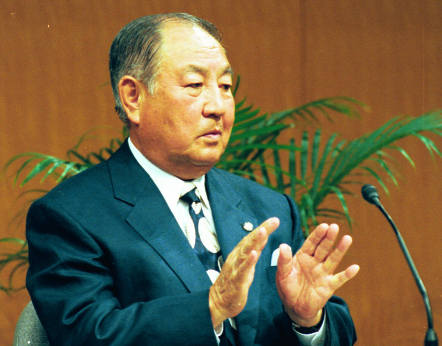 富沢宏哉氏（元セ・リーグ審判部長）（2000年撮影）