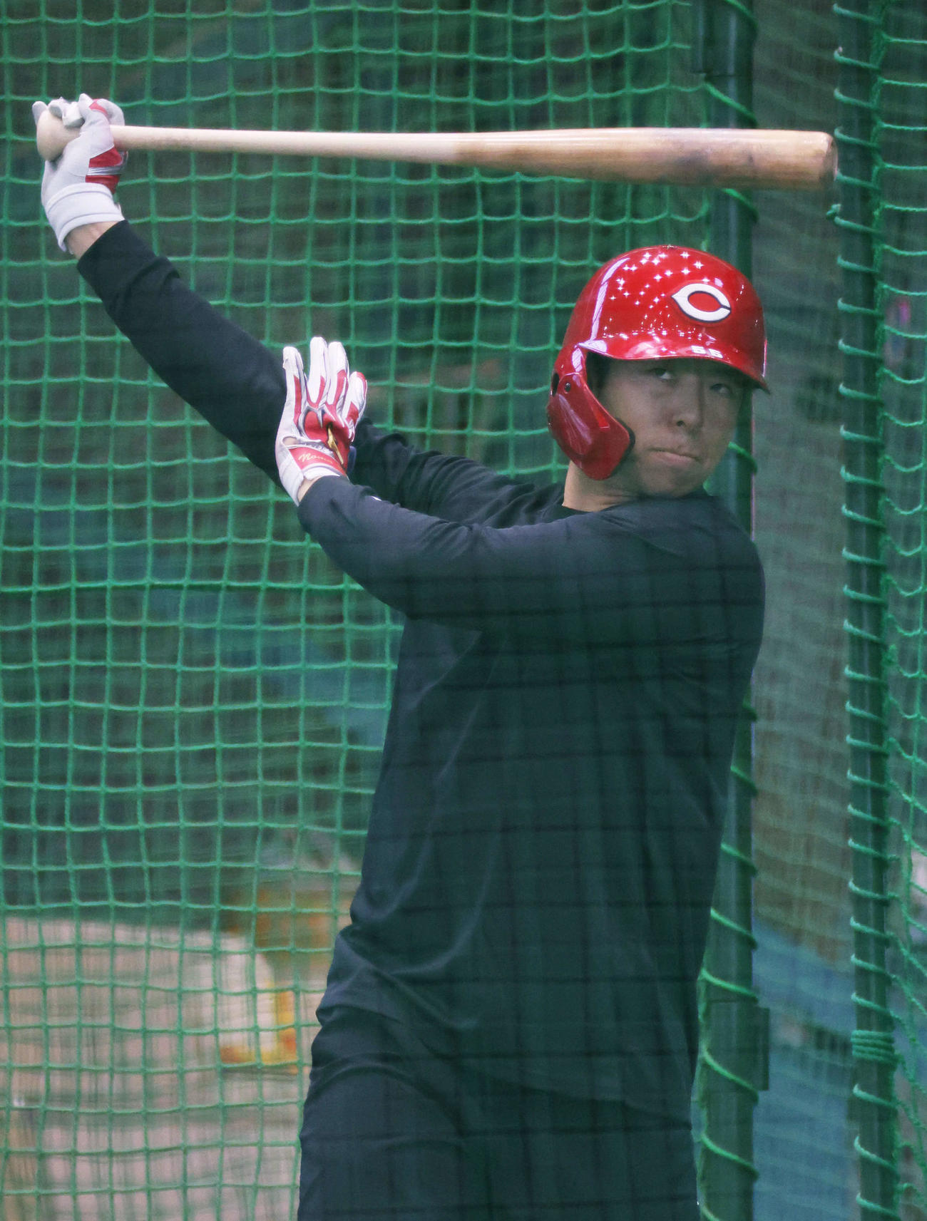 合同自主トレで打撃練習をする広島野間（撮影・加藤孝規）