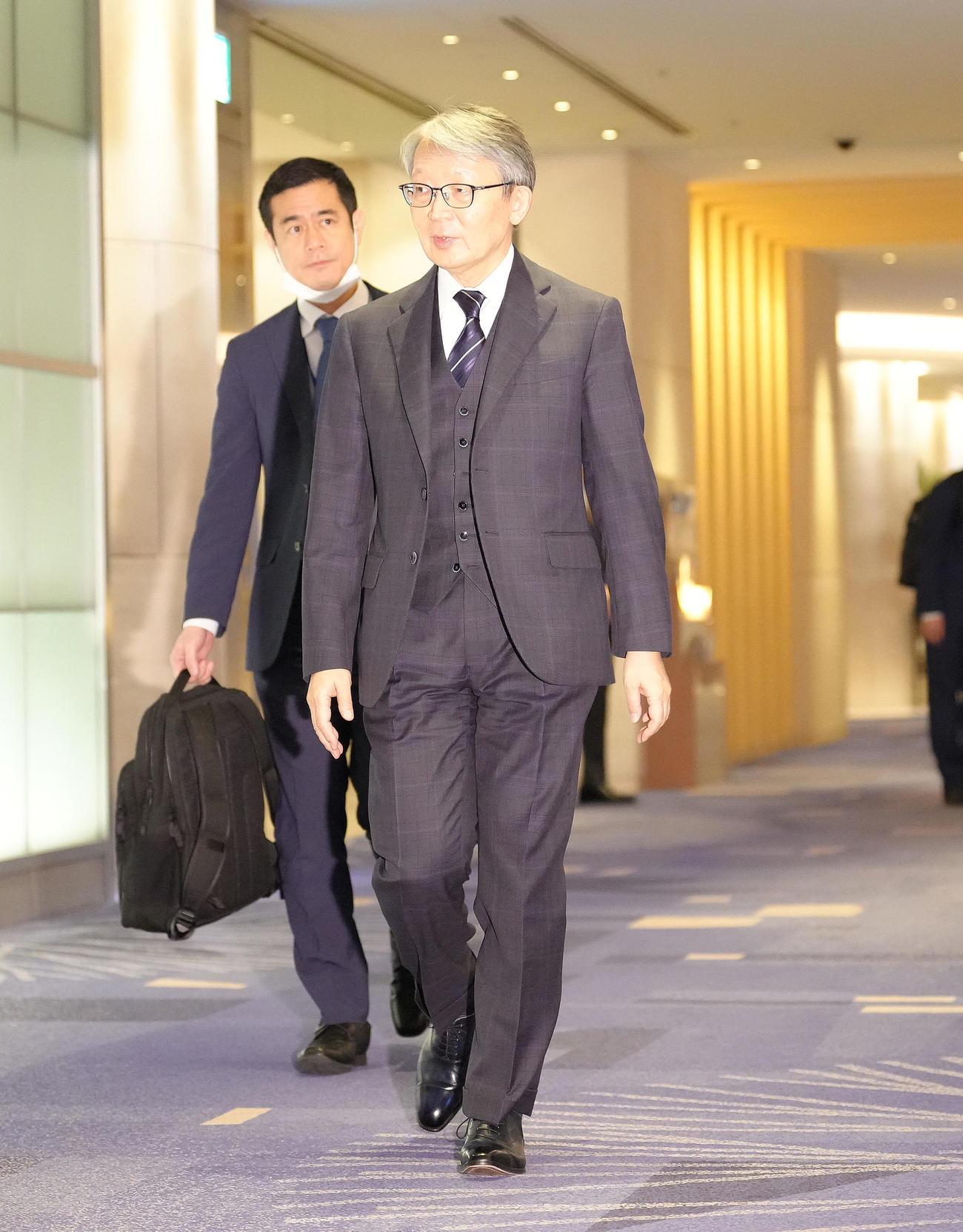 巨人スタッフ会議に臨む巨人山口オーナー（撮影・足立雅史）