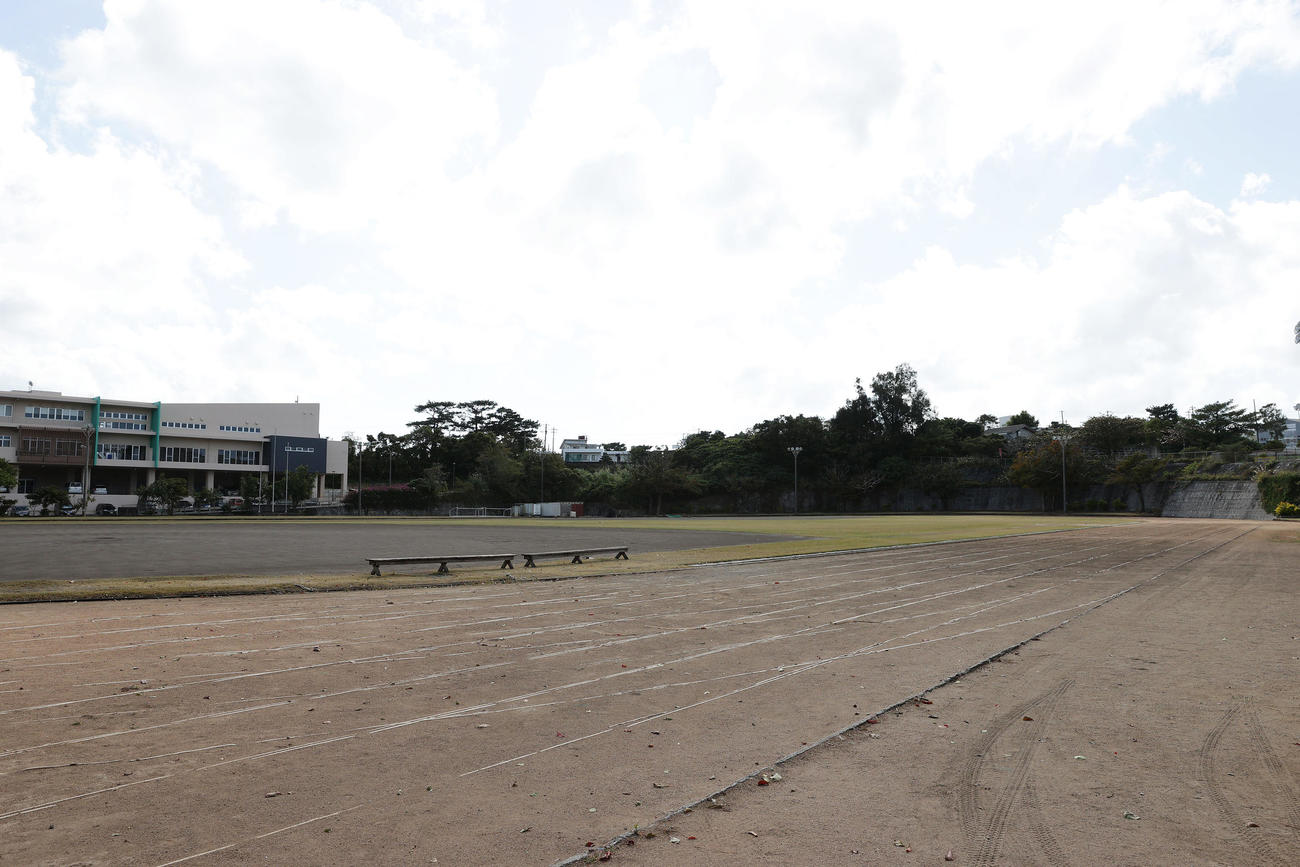 バイトするならエントリー宜野座スタジアムのサブグラウンド（撮影・前田充）