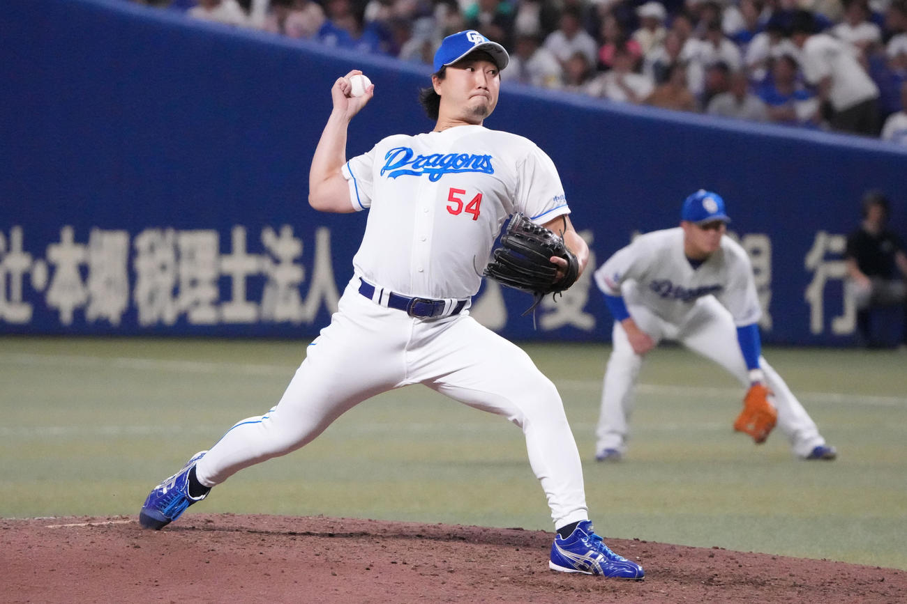 中日藤嶋健人（2024年10月4日撮影）