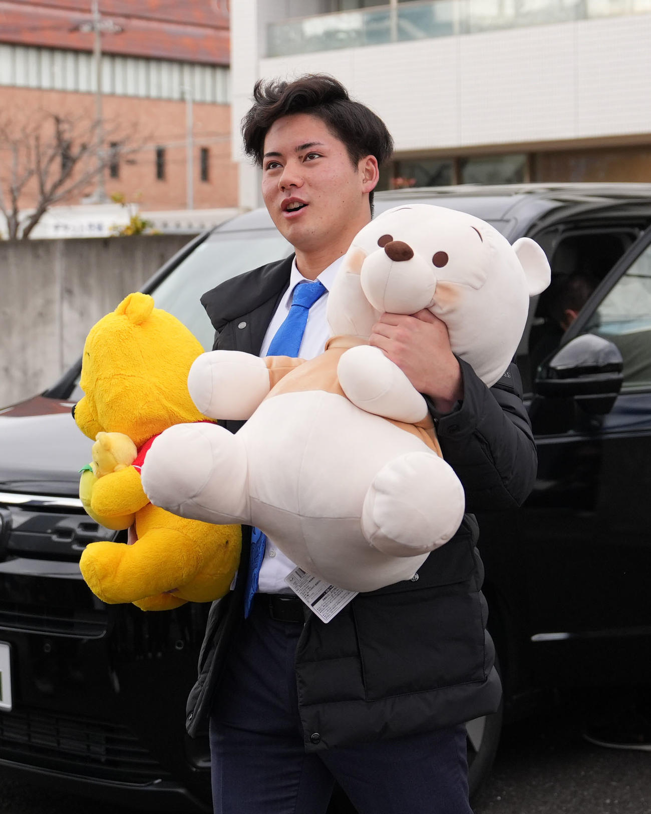 プーさんのぬいぐるみを手に入寮する、中日ドラフト1位金丸夢斗