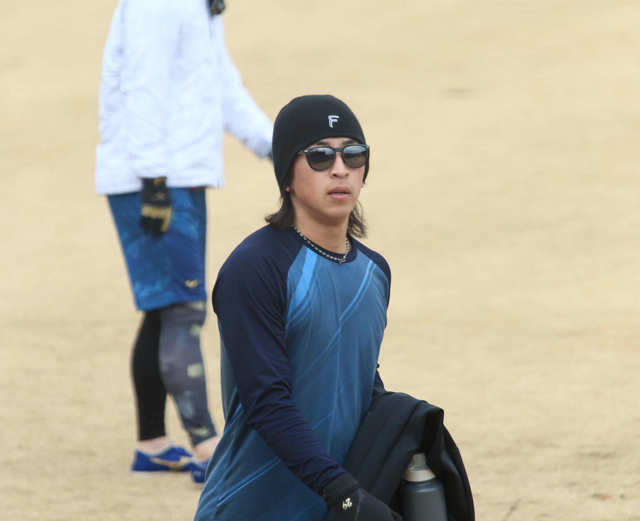 千葉・鎌ケ谷で自主トレを行った日本ハム細野（撮影・木下大輔）