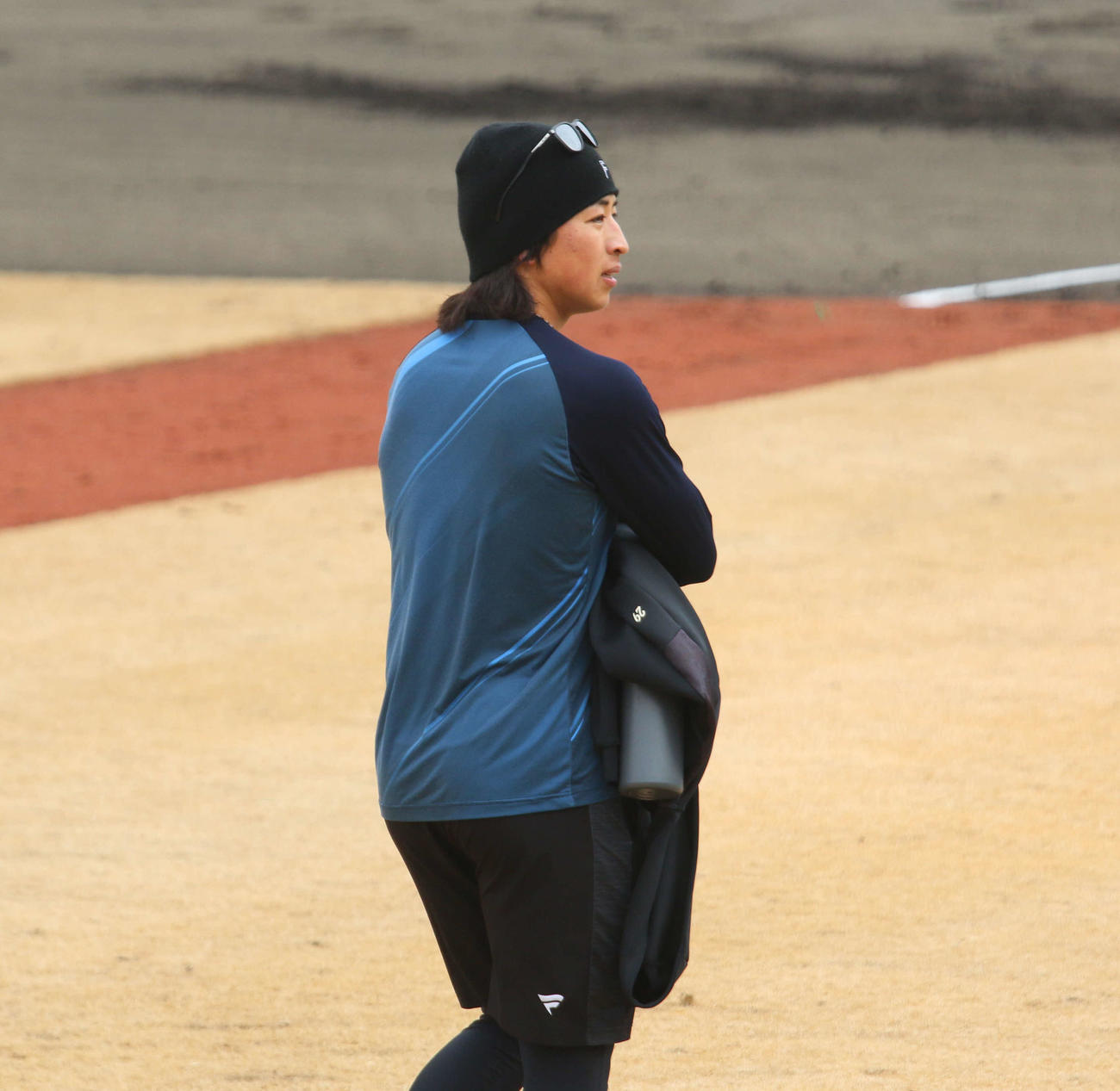 千葉・鎌ケ谷で自主トレを行った日本ハム細野（撮影・木下大輔）
