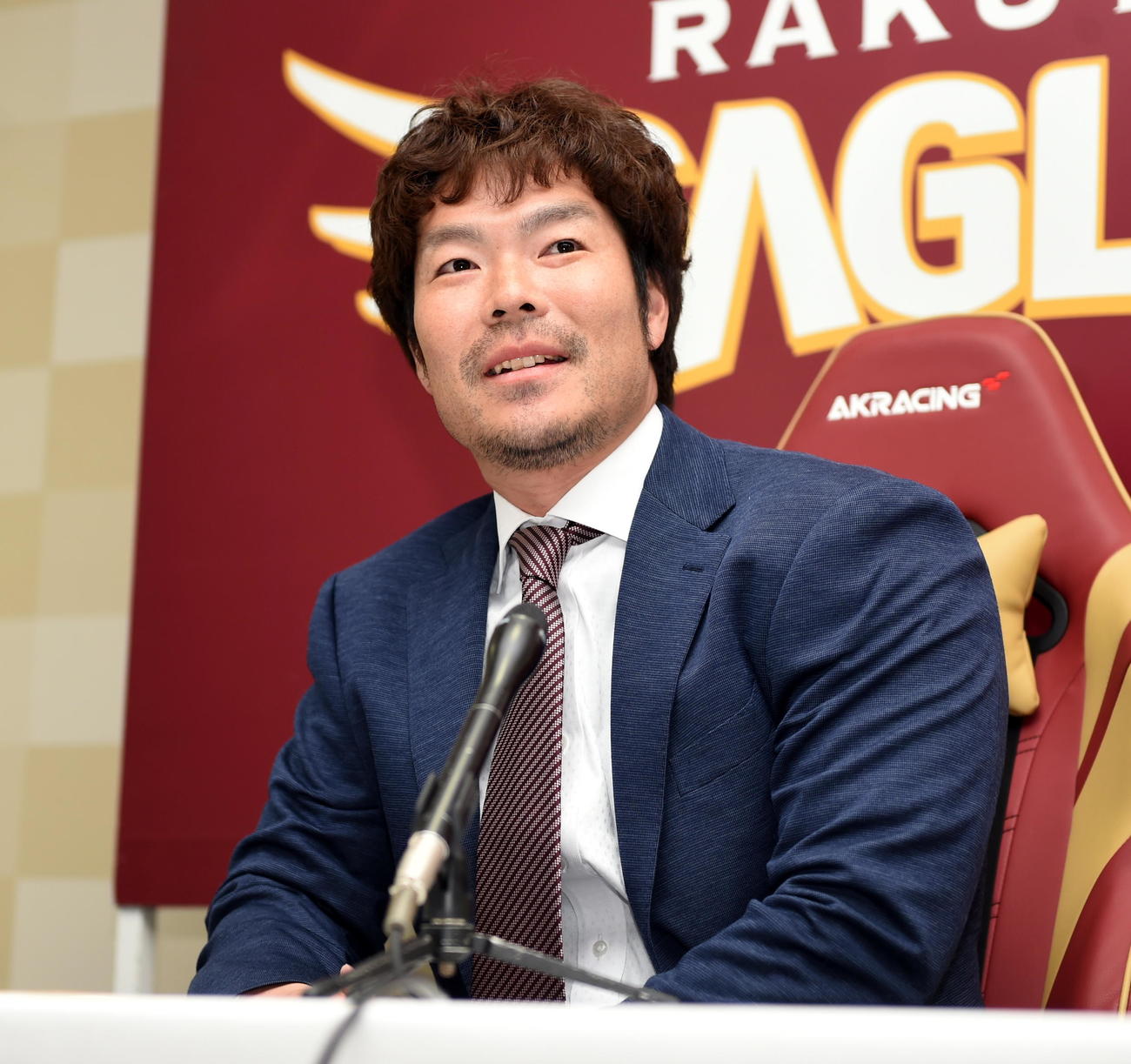 契約更改交渉に臨んだ楽天島内（撮影・山田愛斗）