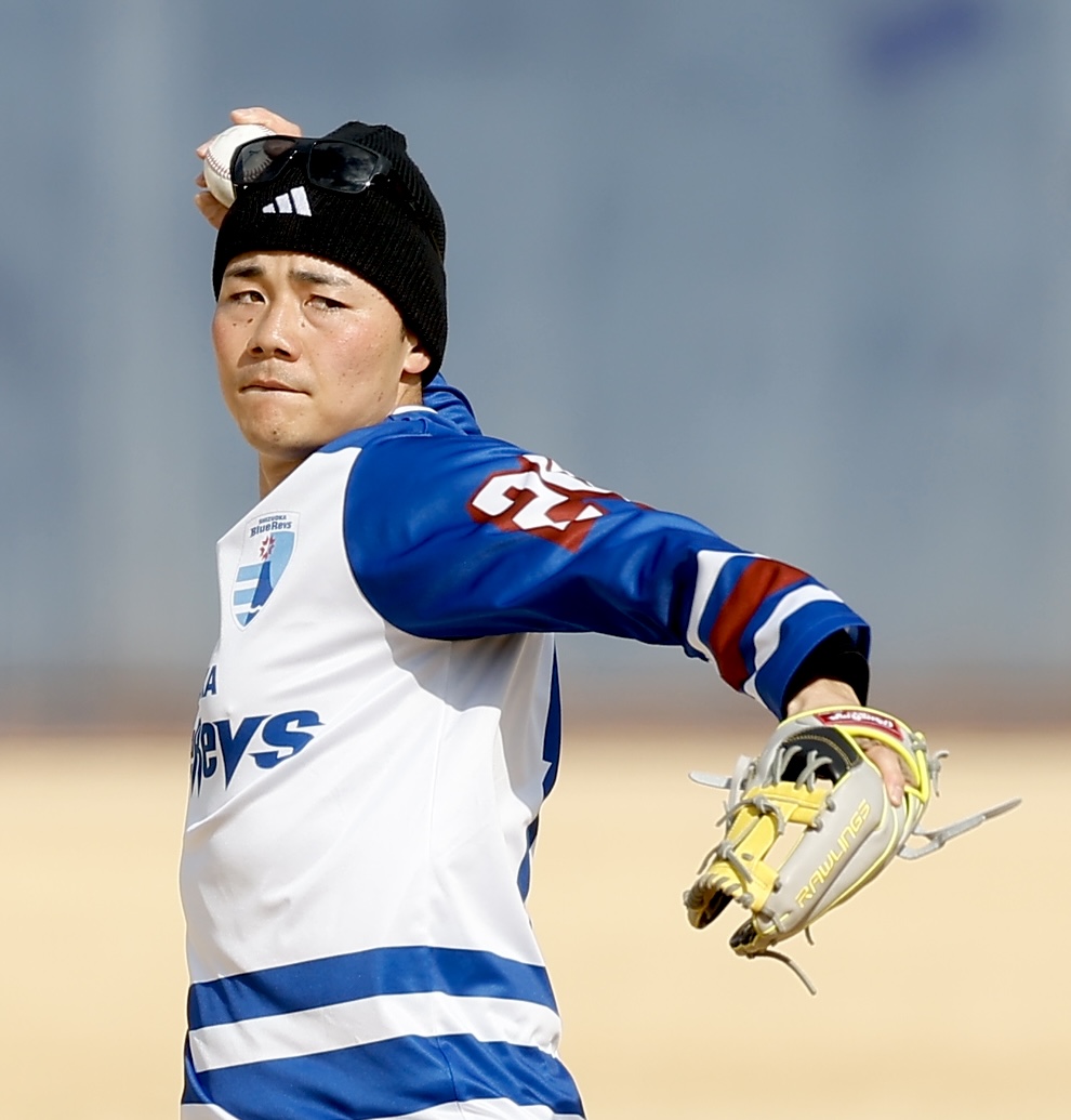 自主トレに臨む日本ハム清宮幸（撮影・河田真司）
