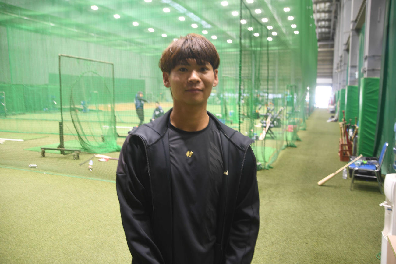球団施設で練習を行った西武の仲田（撮影・平山連）