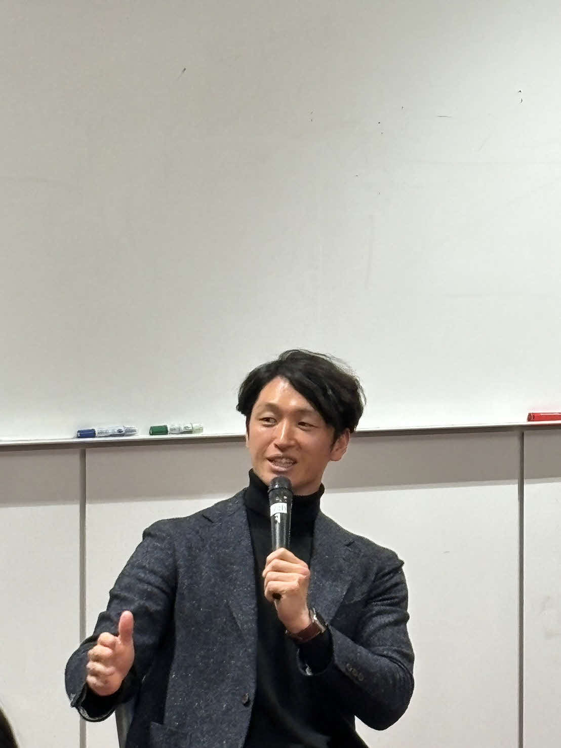 プロジェクトについて話す阪神近本光司（撮影・山崎健太）