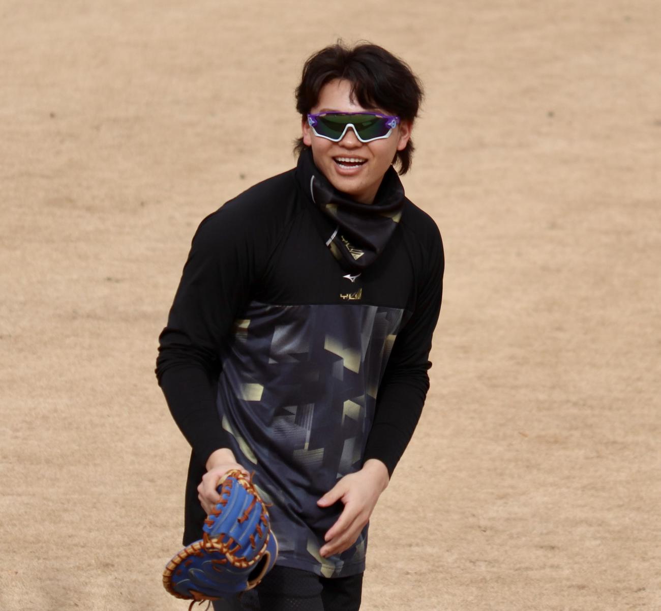 千葉・鎌ヶ谷で自主トレを行った日本ハム田宮（撮影・黒須亮）