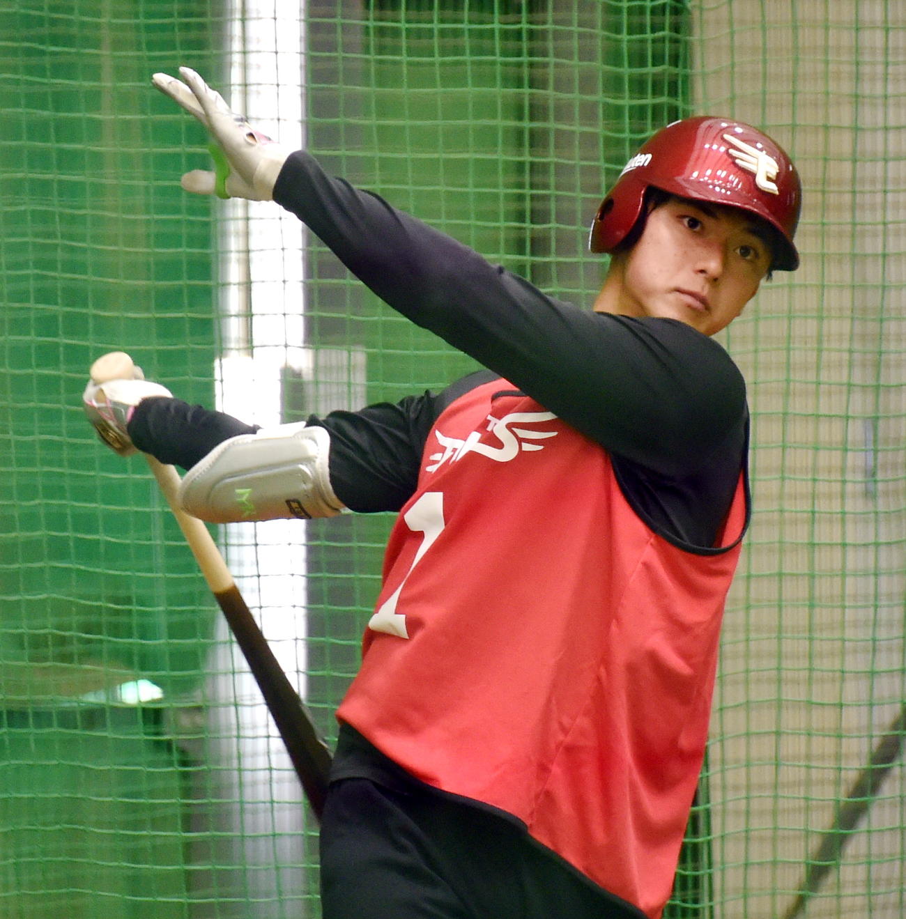 フリー打撃を行う楽天ドラフト1位の宗山（撮影・山田愛斗）