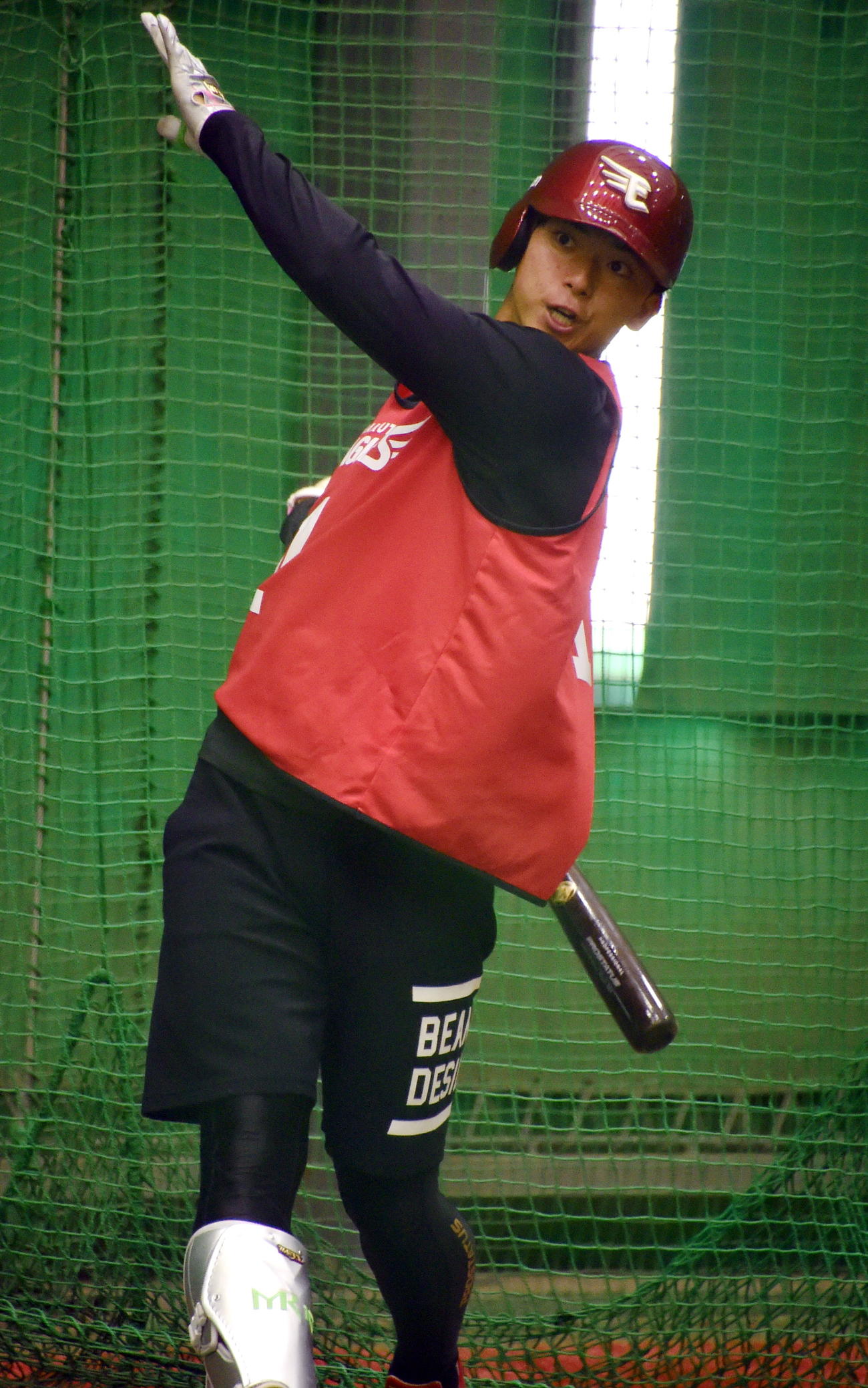 フリー打撃を行う楽天ドラフト1位の宗山（撮影・山田愛斗）